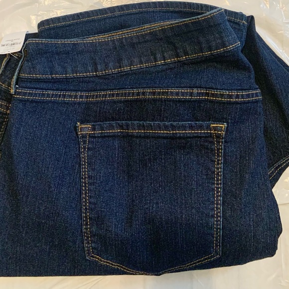 Old Navy Women’s Bootcut Jeans.         2 pair - 10$ for both #1 - Picture 2 of 3